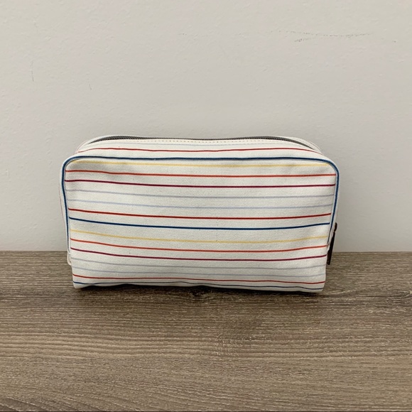 NWOT Peace Love World Cosmetics Bag - Picture 5 of 8